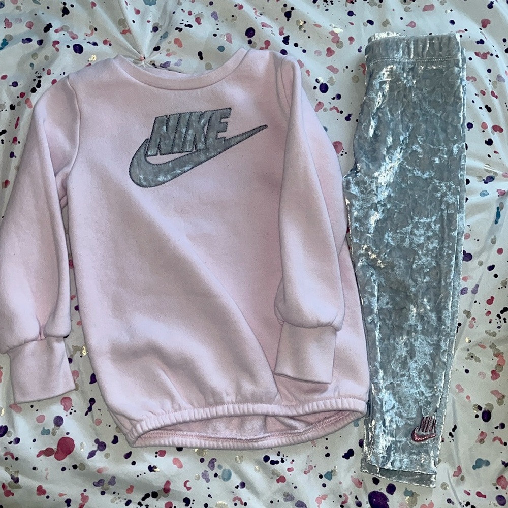 Toddler girl Nike set oversized sweater with leggings